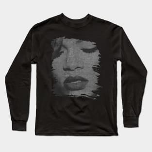 Rihanna // Retro Poster Long Sleeve T-Shirt